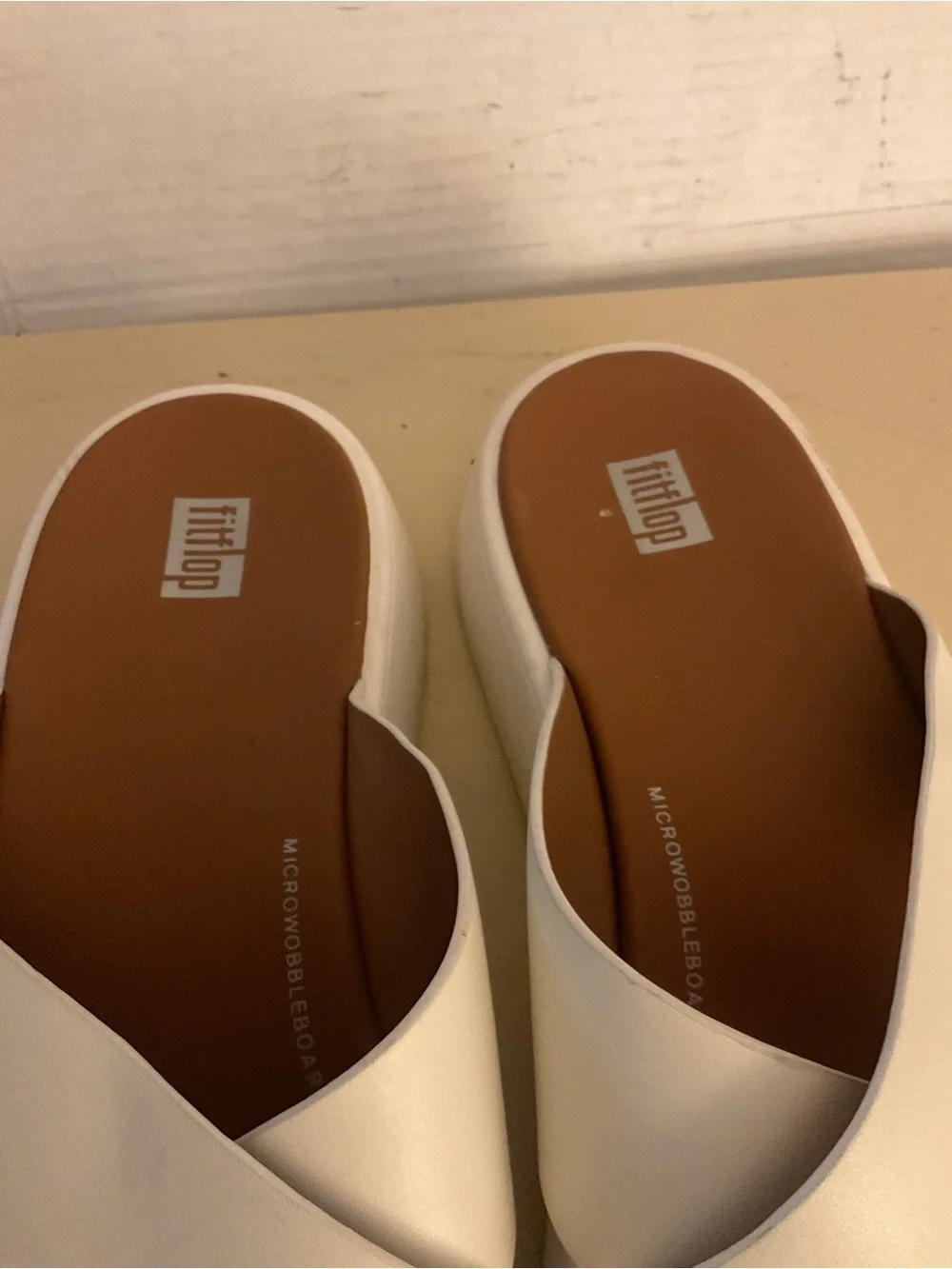 Fitflop women white leather platform wedge slide sandals US 10